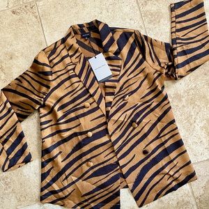 ‘Who What Wear’ Tiger Stripe Blazer/ Blouse ‘NWT’